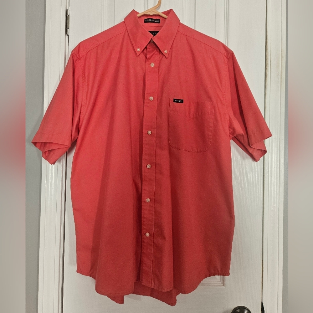 Ivy Crew Men's Classic Coral Button-Down Shirt